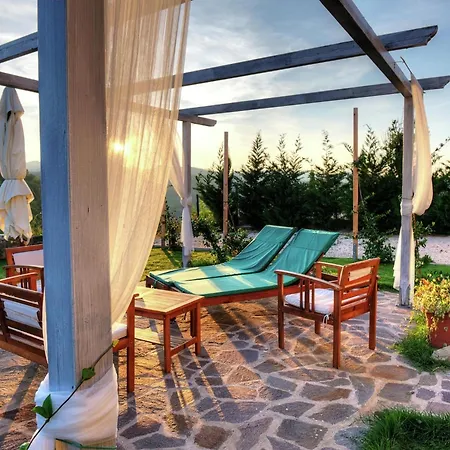 Scenic In With Fenced Garden * Modigliana
