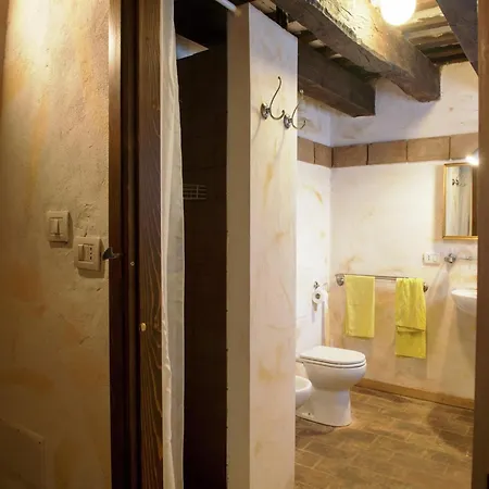 Scenic In With Fenced Garden